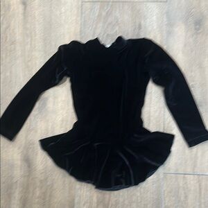 Black Velvet Long Sleeve ice skating Dress. Color black velvet.